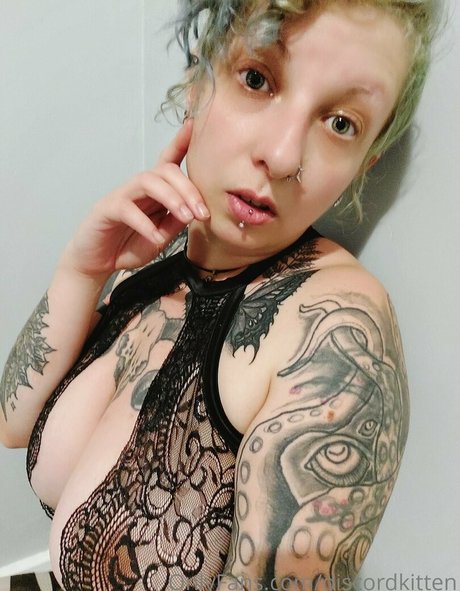 Nacktes geleaktes OnlyFans-Foto von Discordkitten