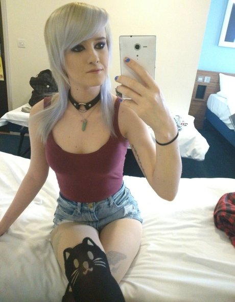 Nacktes geleaktes OnlyFans-Foto von Ashi