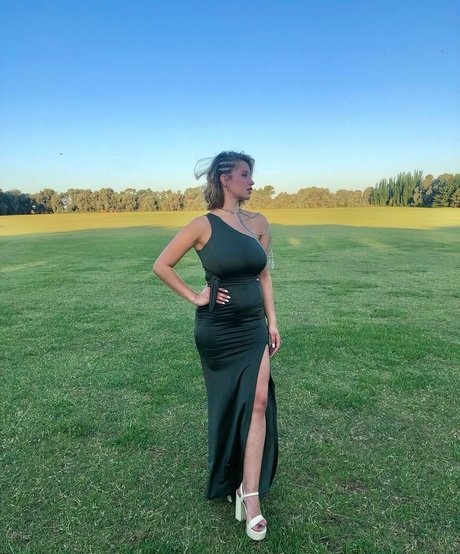 Nacktes geleaktes OnlyFans-Foto von Abigail Maison
