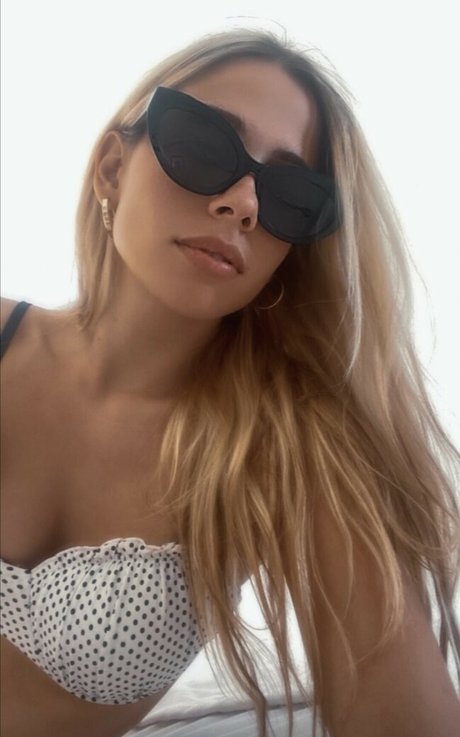 Nacktes geleaktes OnlyFans-Foto von Dimitra Menegatou