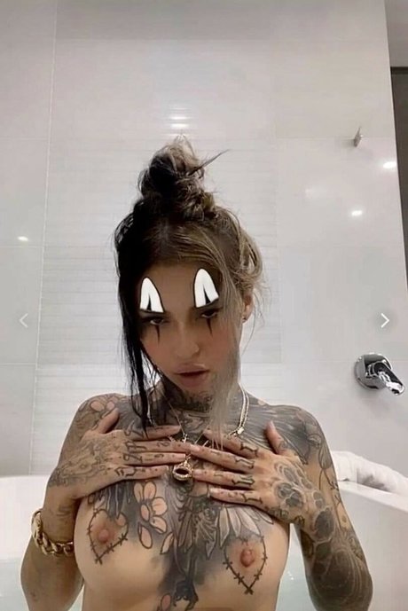 Nacktes geleaktes OnlyFans-Foto von Yasvo