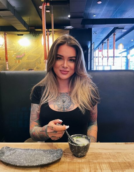 Nacktes geleaktes OnlyFans-Foto von Tslily