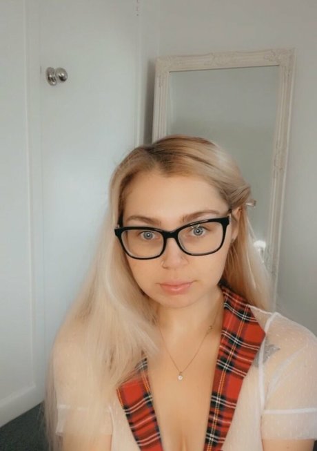 Nacktes geleaktes OnlyFans-Foto von Taylajayde