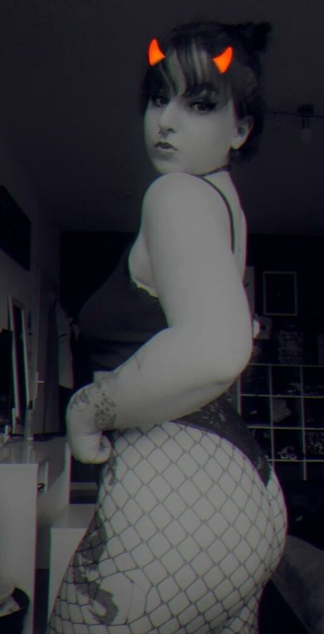 Nacktes geleaktes OnlyFans-Foto von Lenaofficial