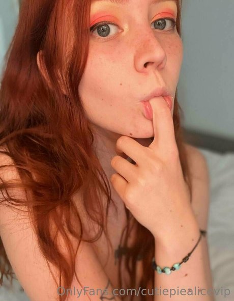 Nacktes geleaktes OnlyFans-Foto von Cutiepie Alice