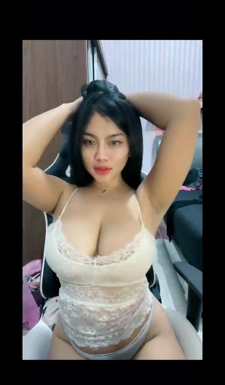 Nacktes geleaktes OnlyFans-Foto von Baby Feriosa