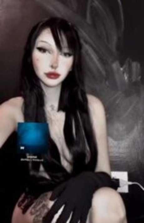Nacktes geleaktes OnlyFans-Foto von Suckmydragon