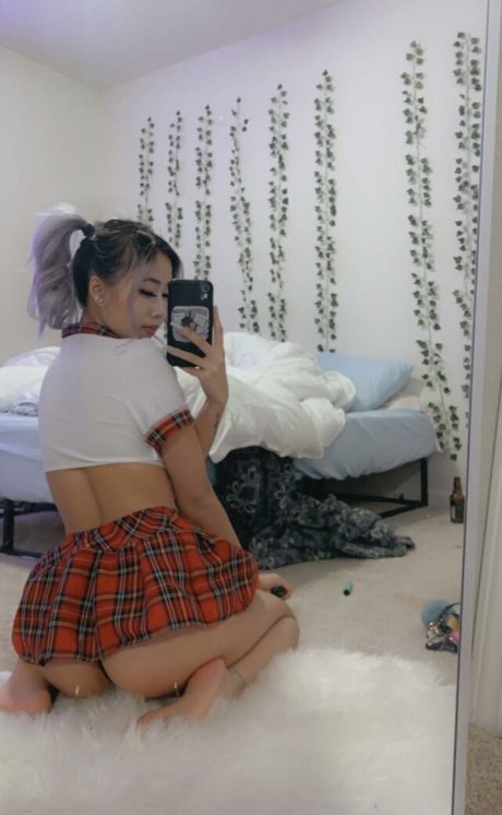 Nacktes geleaktes OnlyFans-Foto von Angelbvtch