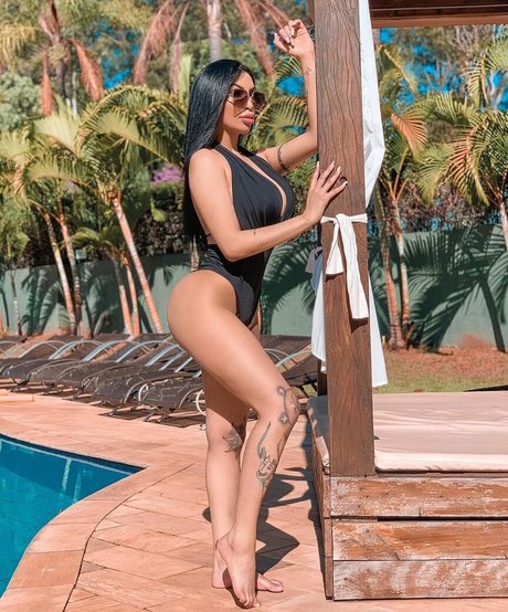 Nacktes geleaktes OnlyFans-Foto von Thalitafox