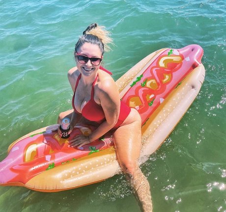 Nacktes geleaktes OnlyFans-Foto von Katy Beaver