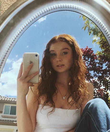 Nacktes geleaktes OnlyFans-Foto von Keara Cornella