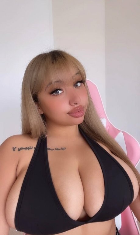 Nacktes geleaktes OnlyFans-Foto von Misstaniaramos