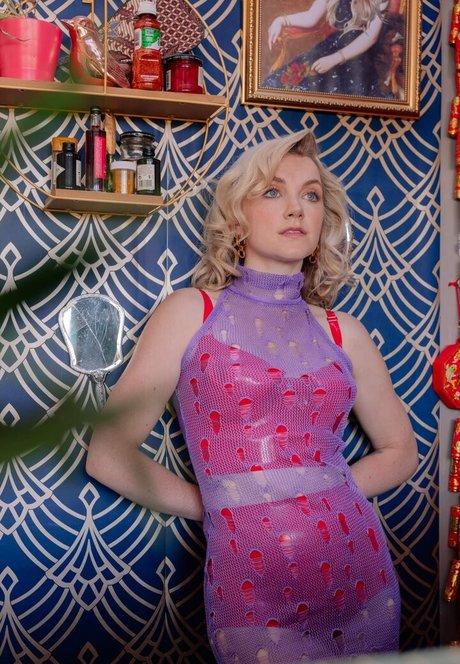 Nacktes geleaktes OnlyFans-Foto von Evanna Lynch