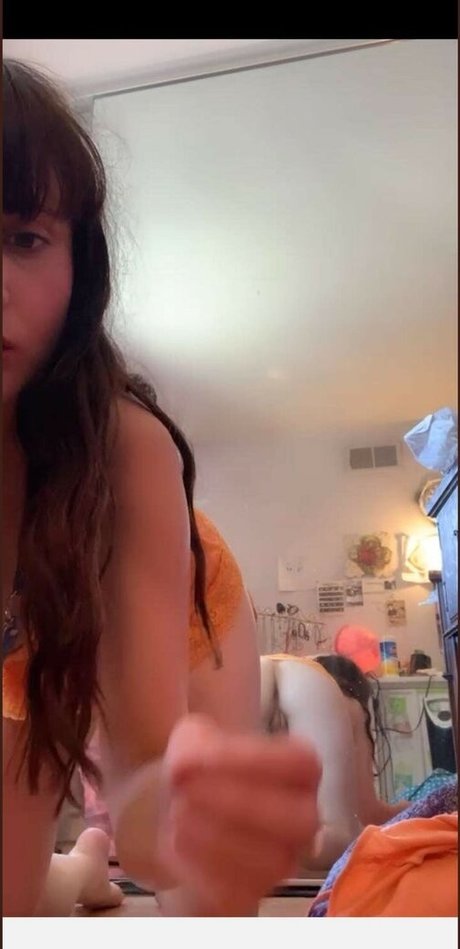 Nacktes geleaktes OnlyFans-Foto von Globelamp