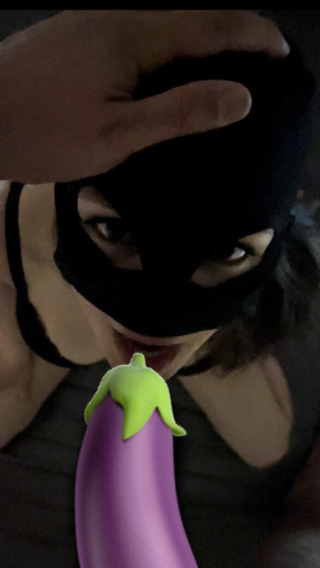 Nacktes geleaktes OnlyFans-Foto von Lucieazarro