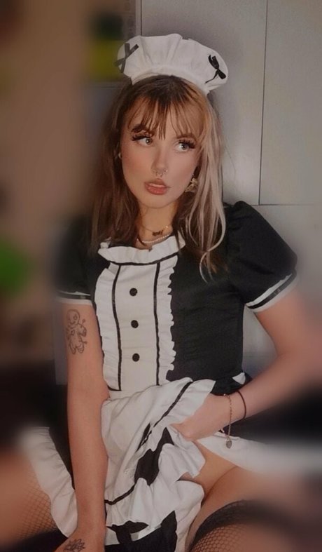 Nacktes geleaktes OnlyFans-Foto von Riahbrynn