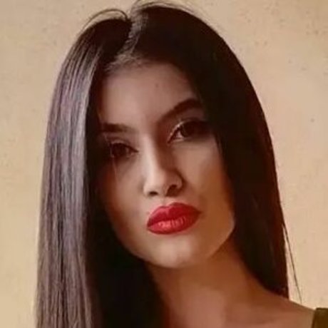 Nacktes geleaktes OnlyFans-Foto von Coandamihaelaa