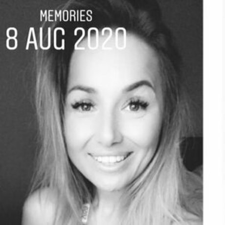 Nacktes geleaktes OnlyFans-Foto von Joanna Benz