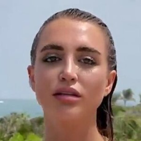 Nacktes geleaktes OnlyFans-Foto von Georgia Harrison