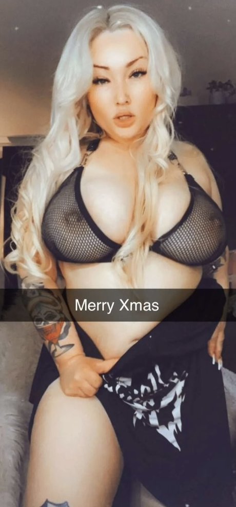 Nacktes geleaktes OnlyFans-Foto von Cherryb0mbxo