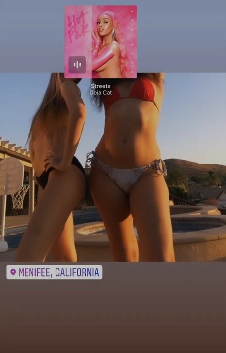 Nacktes geleaktes OnlyFans-Foto von Asmr Lia
