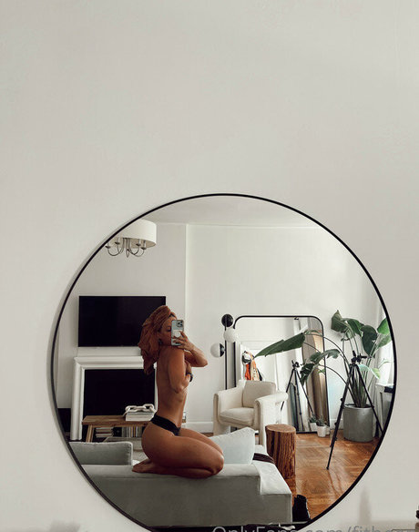 Nacktes geleaktes OnlyFans-Foto von Fitbeep