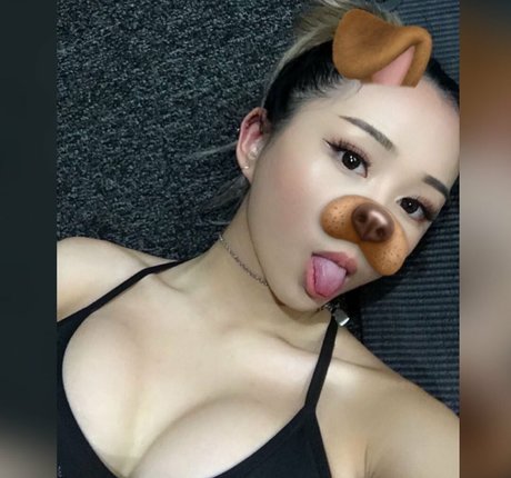 Nacktes geleaktes OnlyFans-Foto von Martha Nguyen
