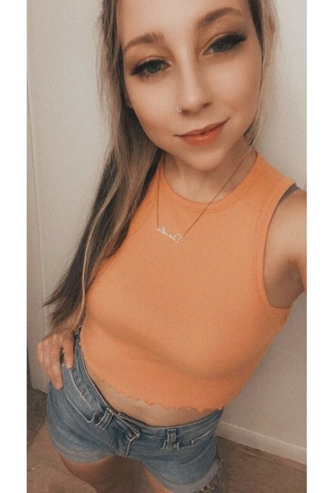 Nacktes geleaktes OnlyFans-Foto von Daniibabee