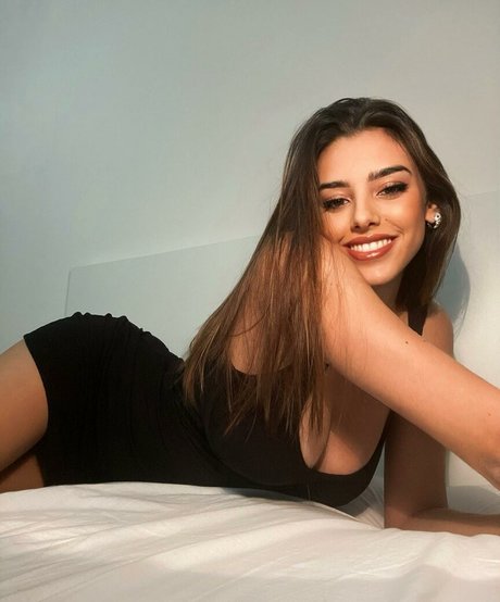 Nacktes geleaktes OnlyFans-Foto von Valeria Conca