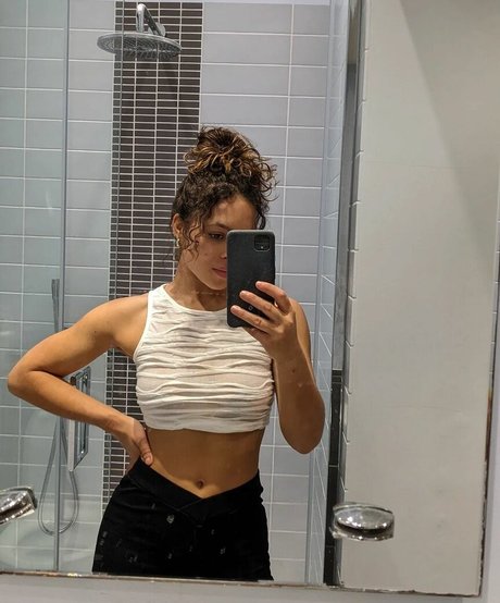 Nacktes geleaktes OnlyFans-Foto von Moya Lothianmclean