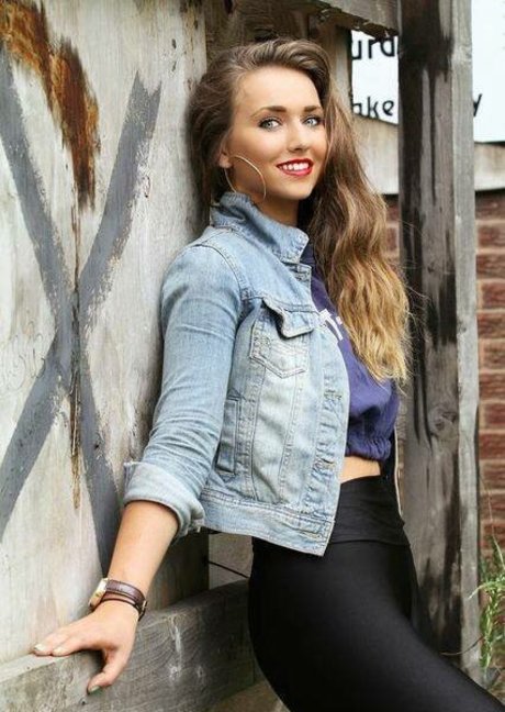 Nacktes geleaktes OnlyFans-Foto von Charis Lister