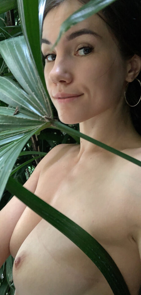 Nacktes geleaktes OnlyFans-Foto von Sasha555bae