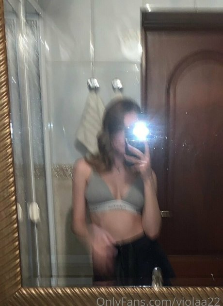 Violaa22