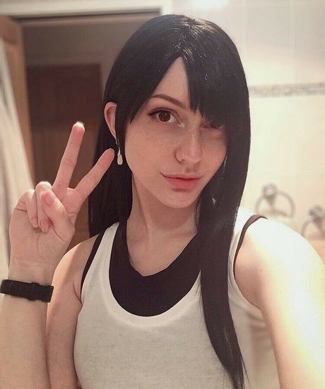 Nacktes geleaktes OnlyFans-Foto von Elfvie
