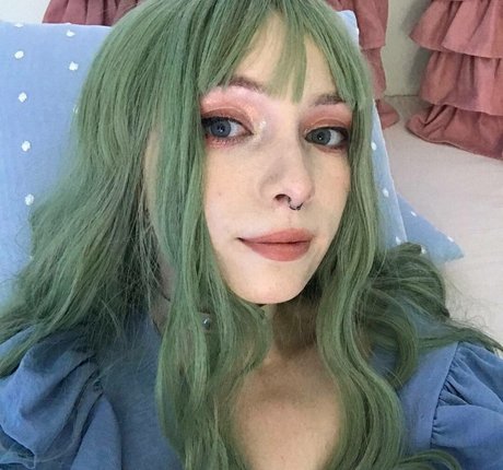 Nacktes geleaktes OnlyFans-Foto von Ewa Green