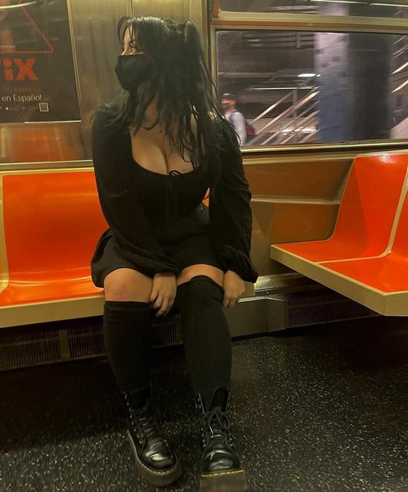 Nacktes geleaktes OnlyFans-Foto von Noodlexgoddess