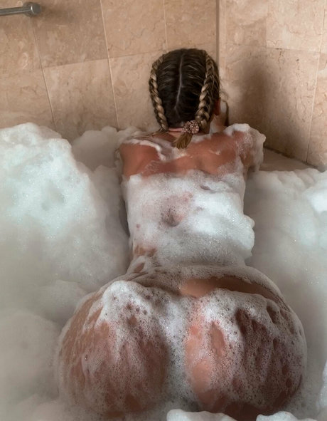 Nacktes geleaktes OnlyFans-Foto von Luciej