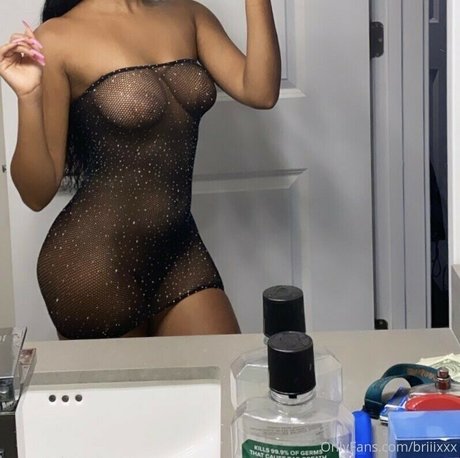Nacktes geleaktes OnlyFans-Foto von Brianypunani