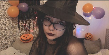 Nacktes geleaktes OnlyFans-Foto von Crazymoonhotxxx
