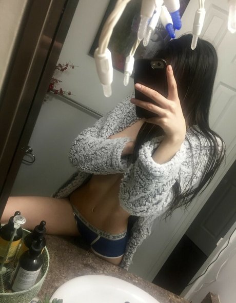 Nacktes geleaktes OnlyFans-Foto von Kristenn