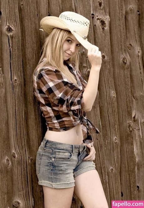 Nacktes geleaktes OnlyFans-Foto von Taylor Ann Tracy