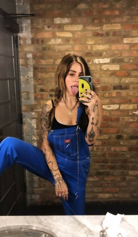 Nacktes geleaktes OnlyFans-Foto von Craycraysounds