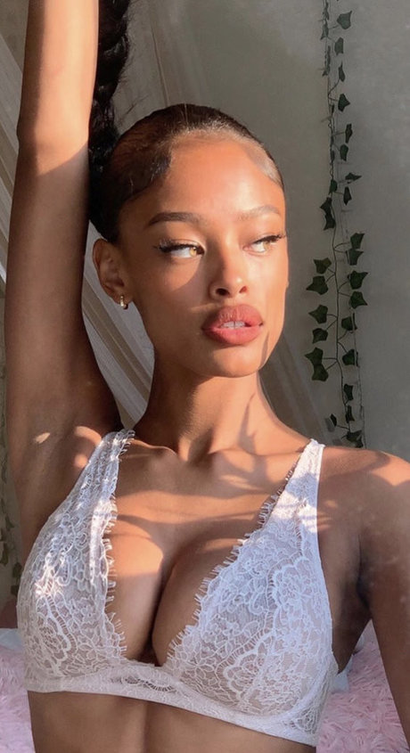 Nacktes geleaktes OnlyFans-Foto von Vinetria