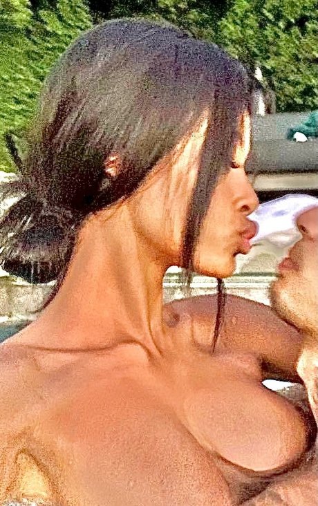 Nacktes geleaktes OnlyFans-Foto von Vinetria