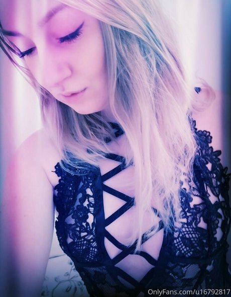 Nacktes geleaktes OnlyFans-Foto von Shannanina