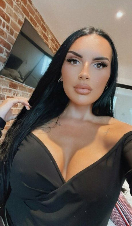 Nacktes geleaktes OnlyFans-Foto von Elladxs