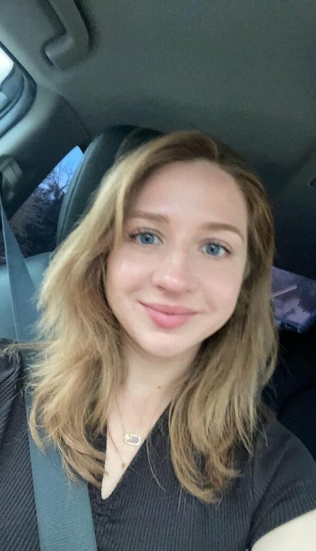 Robynator23