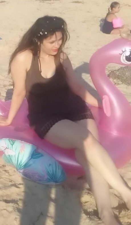 Nacktes geleaktes OnlyFans-Foto von Biba Aboura