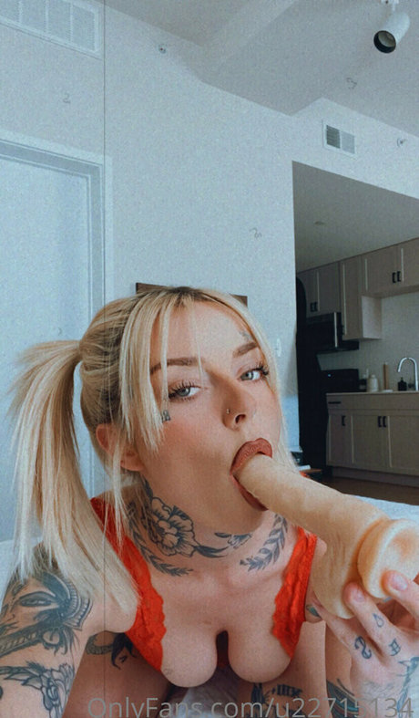 Nacktes geleaktes OnlyFans-Foto von Doonigalli