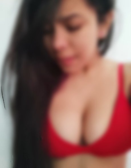 Nacktes geleaktes OnlyFans-Foto von Pangolina